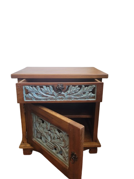 Mesa auxiliar de cama